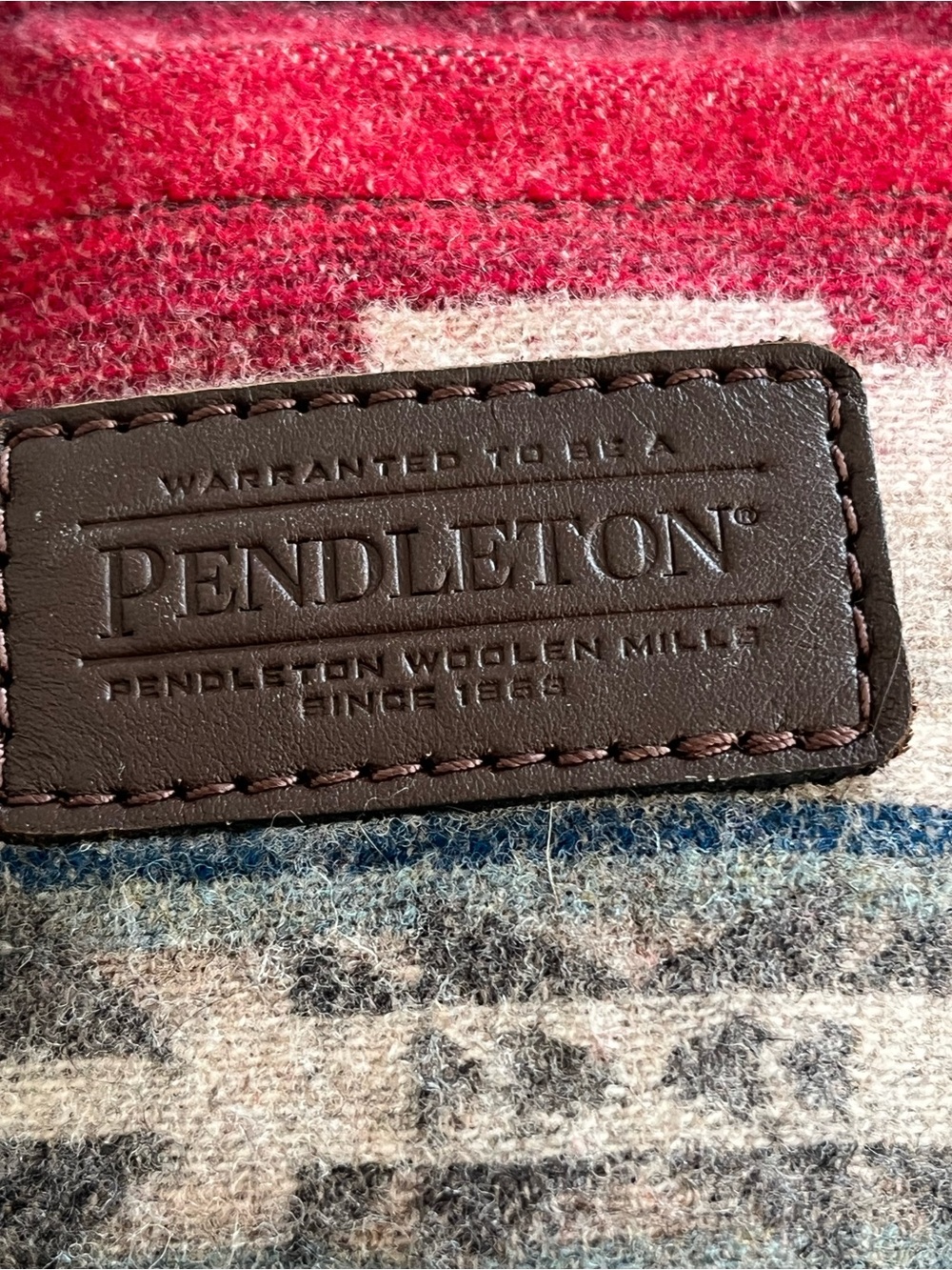 Pendleton Tote Bag - Picture 3 of 12